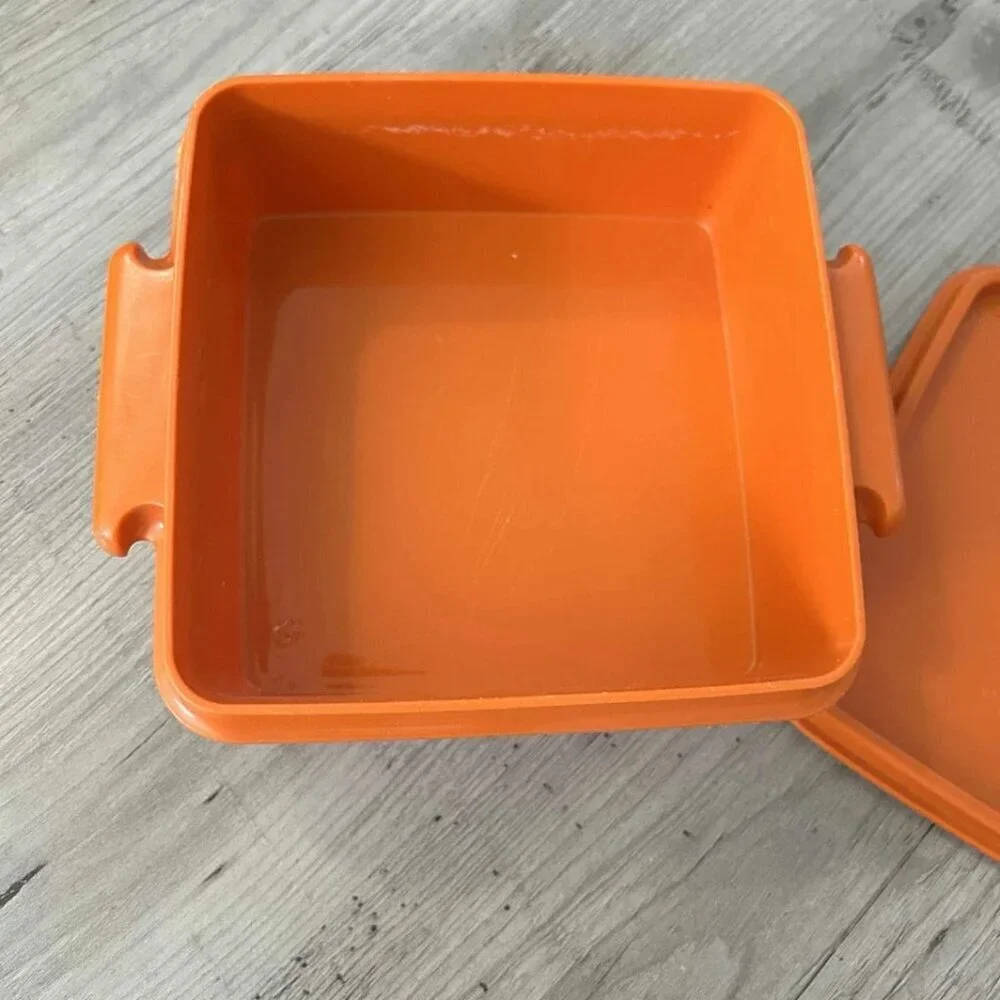 Vintage Retro Tupperware 2 Sets Square Storage Plastic Containers + Lid